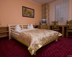 Khách sạn Hotel Warmia Spa (Braniewo, Ba Lan)