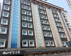 Hotelli Hotel World Tourist (Hwaseong, Etelä-Korea)