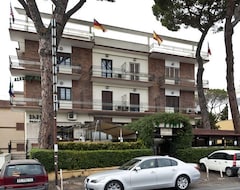 Khách sạn Hotel 4 Pini (Rome, Ý)