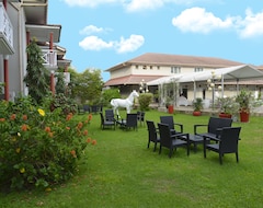 Hotel Nomad Suites Residence (Libreville, Gabon)