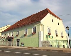 Pansiyon Guesthouse Veles (Slovenska Bistrica, Slovenya)