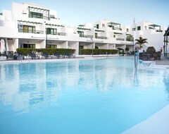 Otel Apartamentos El Guarapo (Costa Teguise, İspanya)