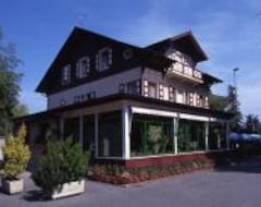 Khách sạn Logis A l'Ombre des Marronniers (Thonon-les-Bains, Pháp)