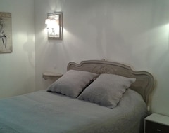 Bed & Breakfast TENDANCE CAMPAGNE Chambre d'hotes (Marillac-le-Franc, Frankrig)
