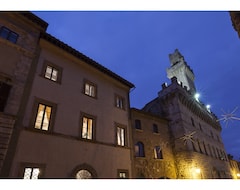 Pensión Palazzo Nobile di San Donato (Montepulciano, Italia)