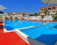 Tüm Ev/Apart Daire Apartment T3 250 Meters From The Sea With Heated Swimming Pool And Tennis (103) (La Londe, Fransa)