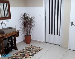 Koko talo/asunto Quartos Para Alugar - Recanto Miriam (Salto, Brasilia)