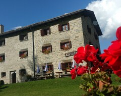 Otel Pensione Ristorante Selva (Poschiavo, İsviçre)