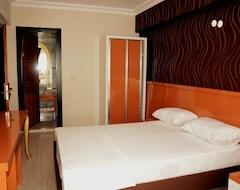 Hotel Derin Suit Otel (Antalya, Turkey)