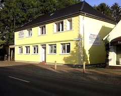 Nhà trọ Fitness-Pension (Sulingen, Đức)