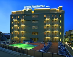 Khách sạn Hotel Continental & Residence (Gabicce Mare, Ý)