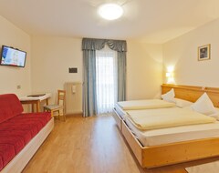 Hotel Cesa Edelweiss Living & Spa (Campitello di Fassa, Italija)
