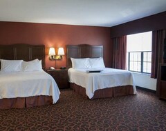 Khách sạn Hampton Inn & Suites Watertown (Watertown, Hoa Kỳ)