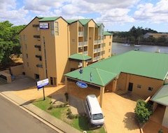 Khách sạn Burnett Riverside Hotel (Bundaberg, Úc)