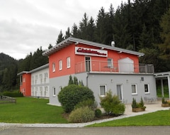 Hotelli Gästehaus Ehweiner Gmbh (Pöls, Itävalta)