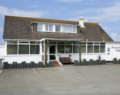 Khách sạn Trevarrian Lodge (Newquay, Vương quốc Anh)