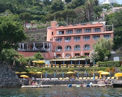 Strand Hotel Delfini (Ischia, Italy)