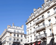 Hôtel Hibiscus République (Paris, France)