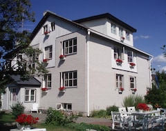 Otel White Villa (Tallinn, Estonya)