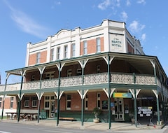 Khách sạn The Neath (Cessnock, Úc)