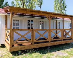 Khu cắm trại Mirabella Camping (Zamárdi, Hungary)