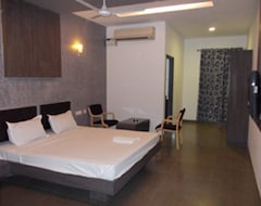 Hotel Kra (Thanjavur, Hindistan)