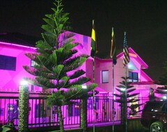 Triple Hill Hotel (Accra, Ghana)
