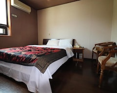 Hotel Sooloyng Motel (Taean, South Korea)