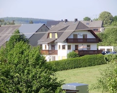 Toàn bộ căn nhà/căn hộ Quiet Apartment On The Rheinhöhe Near The Loreley 4 Stars (Prath, Đức)
