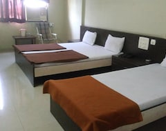 فندق Rahil International (Vapi, الهند)