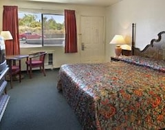 Khách sạn Travelodge By Wyndham Clearlake (Clearlake, Hoa Kỳ)