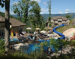 Khách sạn Cap Tremblant Mountain Resort (Mont-Tremblant, Canada)