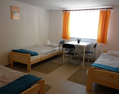 Albergue Hostel 52 (Zabrze, Polonia)