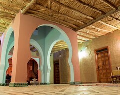 Koko talo/asunto Dar Mari (Merzouga, Marokko)