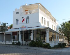 Voyager Hotel Cafe Restaurant (Kusadasi, Turkey)
