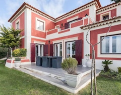 Cijela kuća/apartman Charming Villa in Praia das Maçãs (Colares, Portugal)