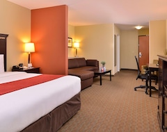 Hotel Comfort Suites Urbana Champaign, University Area (Urbana, USA)