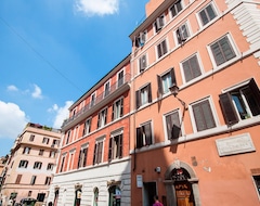 Hotel Rome Accommodation - Fori Imperiali (Rome, Italy)