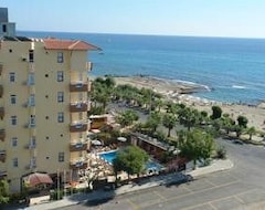 Hotel Monart Luna Playa (Alanya, Turkey)
