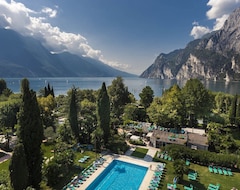 Du Lac et Du Parc Grand Resort (Riva del Garda, İtalya)