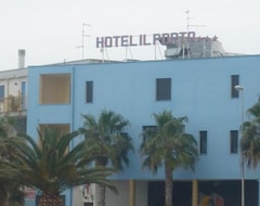 Hotel Il Porto (Porto Cesáreo, Italy)