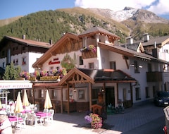 Khách sạn Hotel Camona (Samnaun Dorf, Thụy Sỹ)