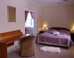 Hotel Solhov (Lyngen, Norway)