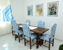 Hele huset/lejligheden Cozy Apt For 4/6 Persons Near The Sea Well Linked With The Center Of Rome (Rom, Italien)