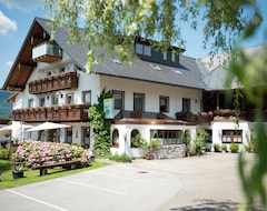Otel Pension Irlingerhof (Mondsee, Avusturya)