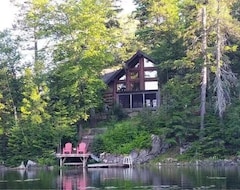 Entire House / Apartment Chalet Le Massif Spa And Lake Access (Wentworth Nord, Canada)