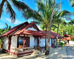 Hotel First Bungalow Beach Resort (Bophut, Thailand)