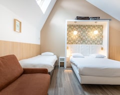 Hotel Calm Appart' & Hostel (Lille, France)