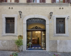Khách sạn Residenza In Farnese (Rome, Ý)