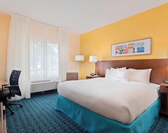 Otel Fairfield Inn And Suites By Marriott Tampa Brandon (Tampa, ABD)